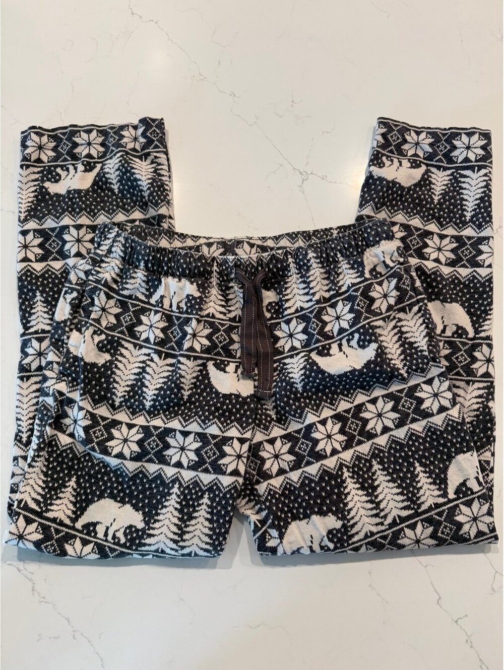 Old Navy "Match the Fam" Polar Bear Fair Isle Pajama Pants Size Medium